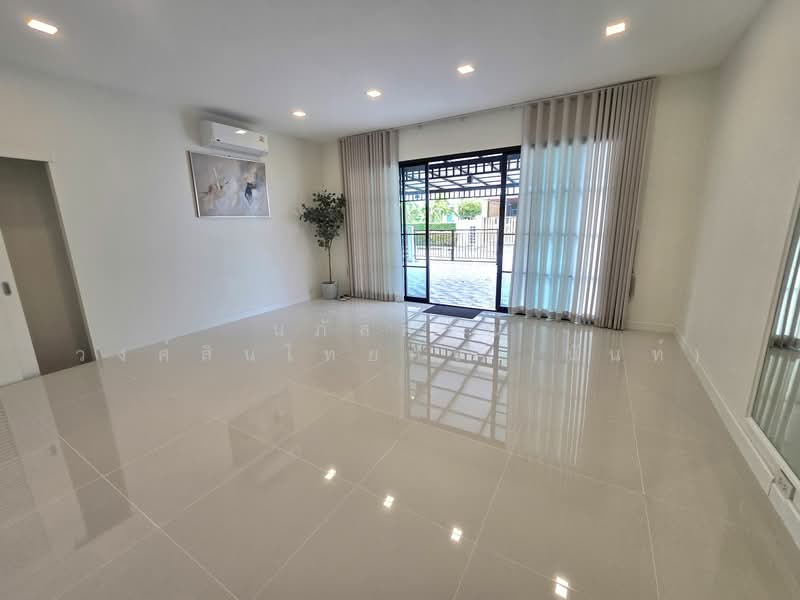 Habitia Motif Panya-Ramintra : ฮาบิเทีย โมทีฟ ปัญญา-รามอินทรา, กรุงเทพ, ถนน ปัญญาอินทรา, สามวาตะวันตก, คลองสามวา, กรุงเทพ, 250 ตร.ม., บ้านเดี่ยว ขาย, โดย นภัสศรณ์ วงศ์สินไทยกร (นันท์), 500332408 - DDproperty.com