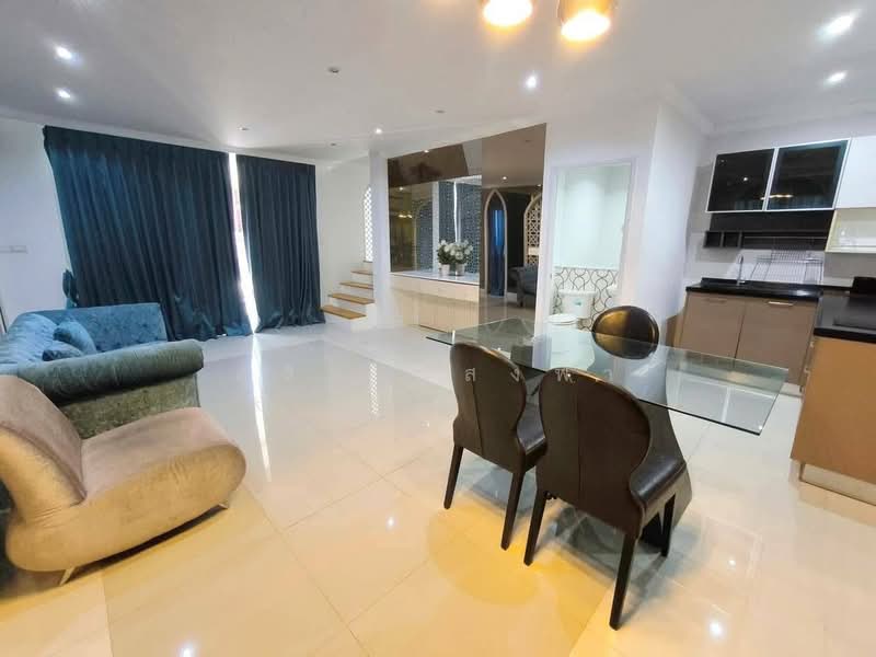 ให้เช่าบ้านใหม่มือหนี่ง 3 ชั้น ใกล้ถนนข้าวหลาม บางแสน ชลบุรี, Chon Buri (Pattaya), Huai Kapi, Muang Chon Buri, Chon Buri (Pattaya), 3 Bedrooms, 180 sqm, Townhouse For Rent, by Dusit Saengfa, 500332411 - DDproperty.com