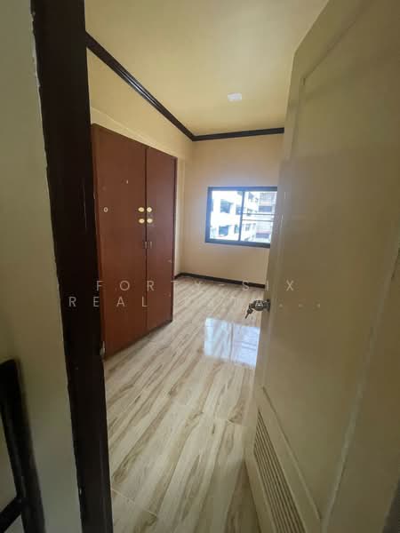 เช่าอาคารพาณิชย์ ใจกลางสีลม-พัฒน์พงศ์, Bangkok, สุรวงศ์ ซอย5, Suriyawong, Bang Rak, Bangkok, , 220 sqm, Shophouse For Rent, by Forty-Six Real Estate Group, 500332429 - DDproperty.com