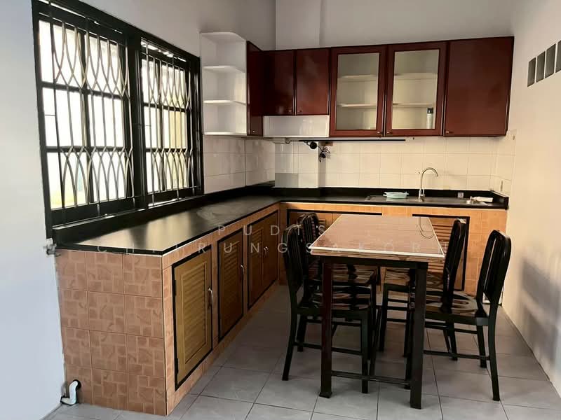4-Storey Townhome for Rent – Inthamara Area, Bangkok, Din Daeng, Bangkok, , 160 sqm, Shophouse For Rent, by Pudis Chitrungsakorn, 500332446 - DDproperty.com
