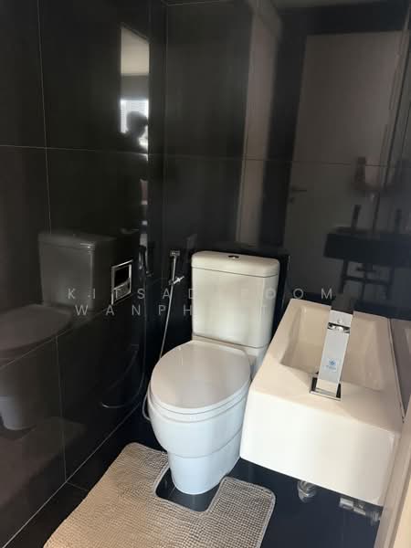 Rhythm Sukhumvit 36-38, Bangkok, 55 Soi Sukhumvit 36, Sukhumvit Road, Phra Kanong, Khlong Toei, Bangkok, 1 Bedroom, 48 sqm, Condo For Rent, by Kitsadapoom Wanpholthong, 500332454 - DDproperty.com