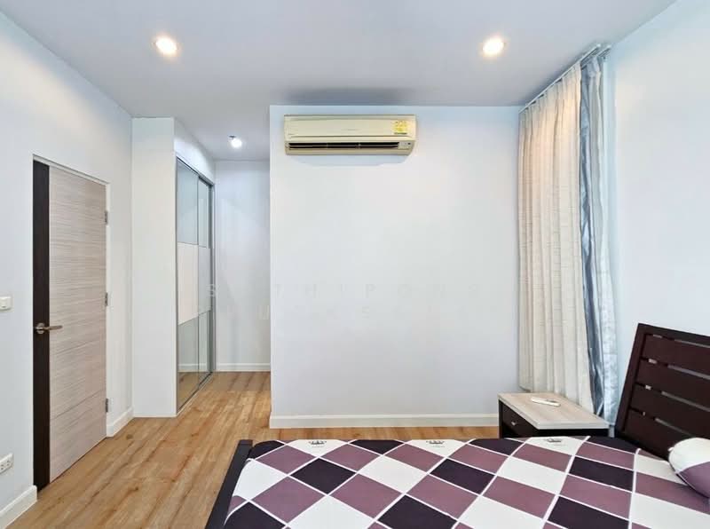 Siri Residence, Bangkok, 21 Soi Sukhumvit 24, Khong Tan, Khlong Toei, Bangkok, 1 Bedroom, 65 sqm, Condo For Rent, by Suthipong Prucksalai, 500332467 - DDproperty.com