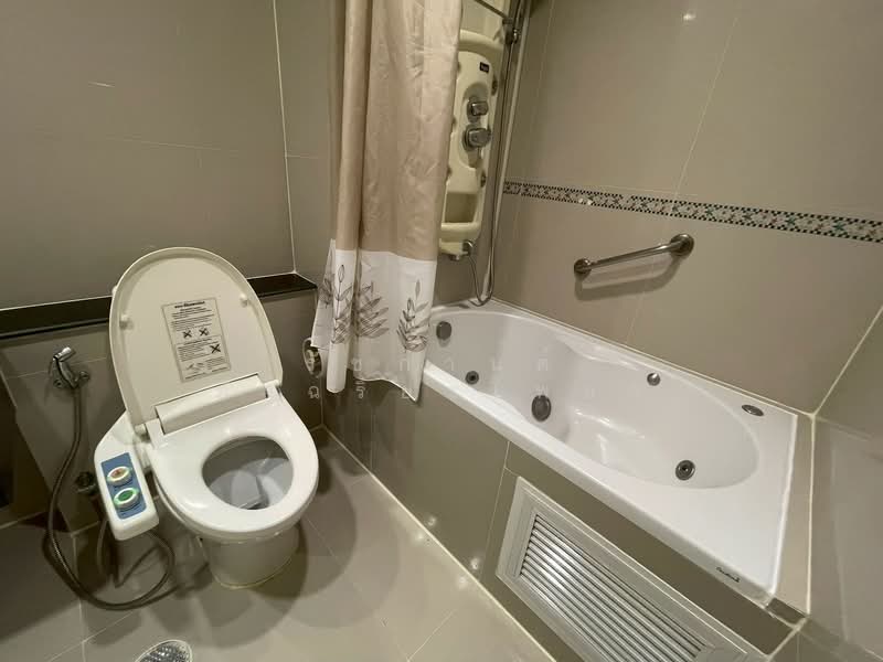 Nusasiri Grand, Bangkok, Soi Sukhumvit 42, Phra Kanong, Khlong Toei, Bangkok, 1 Bedroom, 80 sqm, Condo For Rent, by รัชกานต์ อัจฉริยะโพธา, 500332507 - DDproperty.com