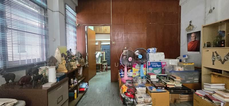Townhouse in Silom, Bangkok, พิพัฒน์ 2, Silom, Bang Rak, Bangkok, 3 Bedrooms, 150 sqm, Townhouse For Sale, by Suriya Suriyatip, 500332509 - DDproperty.com