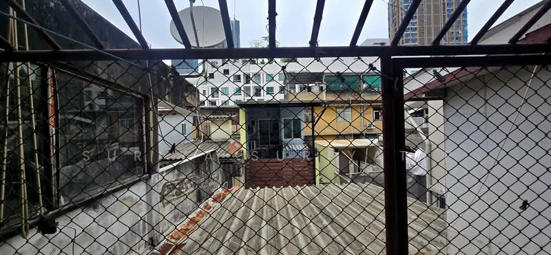 Townhouse in Silom, Bangkok, พิพัฒน์ 2, Silom, Bang Rak, Bangkok, 3 Bedrooms, 150 sqm, Townhouse For Sale, by Suriya Suriyatip, 500332509 - DDproperty.com