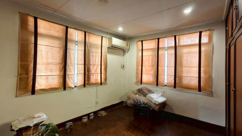 สีลม, กรุงเทพ, พิพัฒน์ 2, สีลม, บางรัก, กรุงเทพ, 150 ตร.ม., ทาวน์เฮ้าส์ ขาย, โดย Suriya Suriyatip, 500332509 - DDproperty.com