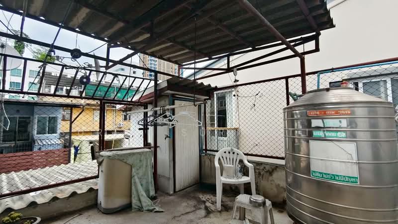 Townhouse in Silom, Bangkok, พิพัฒน์ 2, Silom, Bang Rak, Bangkok, 3 Bedrooms, 150 sqm, Townhouse For Sale, by Suriya Suriyatip, 500332509 - DDproperty.com