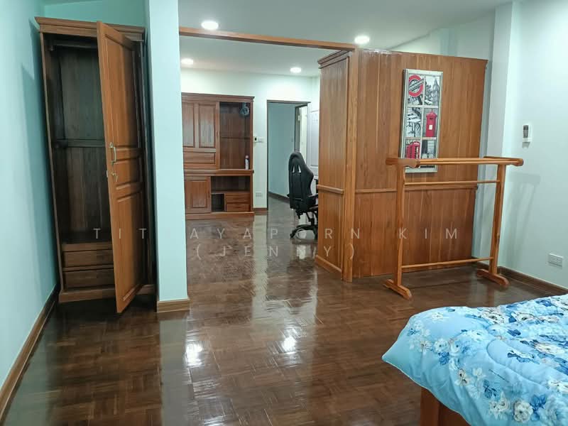 Baan Rock Garden Meng Jai, Bangkok, Wang Thonglang, Bangkok, 3 Bedrooms, 170 sqm, Townhouse For Rent, by Tittayaporn Kim (Jenny), 500332511 - DDproperty.com