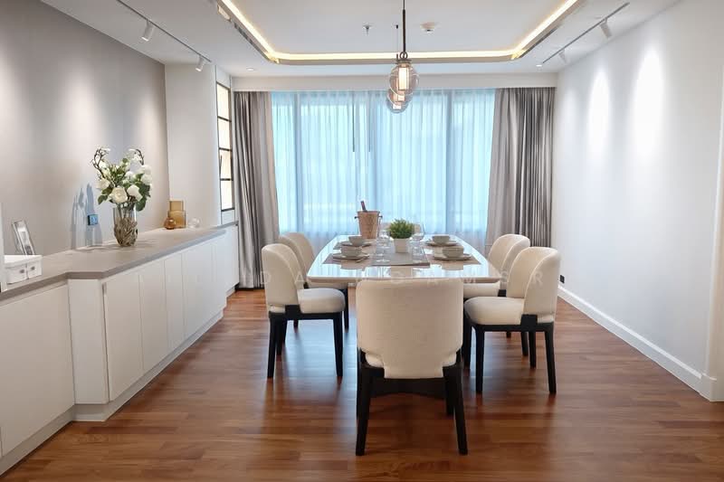 Mayfair Garden Apartment, Bangkok, 59 Soi Sukhumvit 16, Khlong Toei, Bangkok, 4 Bedrooms, 260 sqm, Apartment For Rent, by Ailada Ngamsri, 500332518 - DDproperty.com