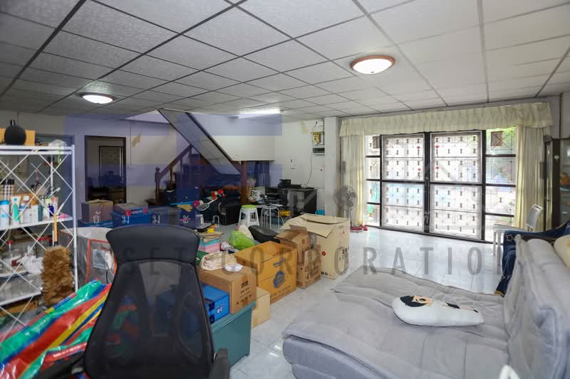 Single house for sale, Soi Intamara 41, Ratchadaphisek, Din Daeng, Bangkok. Corner unit, Bangkok, Din Daeng, Bangkok, 6 Bedrooms, 384 sqm, Single Detached House For Sale, by ธัมมะภูมิ อินทรทัต, 500332556 - DDproperty.com