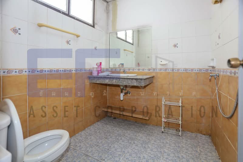 Single house for sale, Soi Intamara 41, Ratchadaphisek, Din Daeng, Bangkok. Corner unit, Bangkok, Din Daeng, Bangkok, 6 Bedrooms, 384 sqm, Single Detached House For Sale, by ธัมมะภูมิ อินทรทัต, 500332556 - DDproperty.com