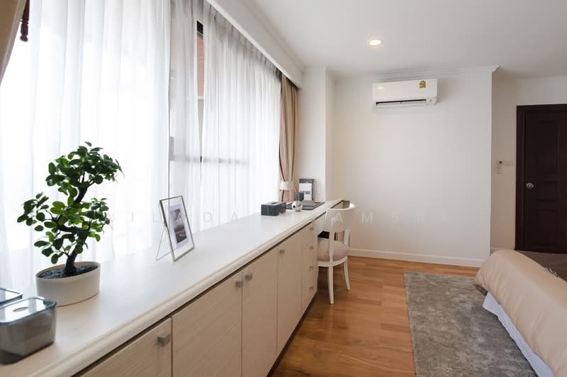 Mayfair Garden Apartment, Bangkok, 59 Soi Sukhumvit 16, Khlong Toei, Bangkok, 3 Bedrooms, 220 sqm, Apartment For Rent, by Ailada Ngamsri, 500332576 - DDproperty.com
