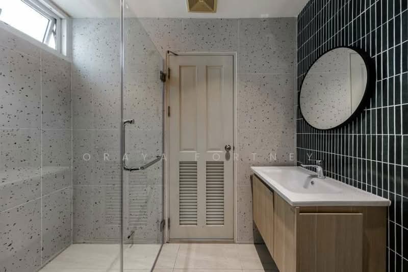 The Complete Rajprarop, Bangkok, 10/18 Rajaprarop Road, Thanon Phaya Thai, Ratchathewi, Bangkok, 1 Bedroom, 55 sqm, Condo For Sale, by Oraya Fortney, 500332668 - DDproperty.com