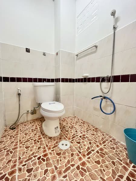 ลาวัลย์ ประชาอุทิศ-คู่สร้าง, Samut Prakan, Nai Khlong Bang Pla Kot, Phra Samut Jadee, Samut Prakan, 4 Bedrooms, 100 sqm, Townhouse For Sale, by The Best Property แป้ง, 500332674 - DDproperty.com