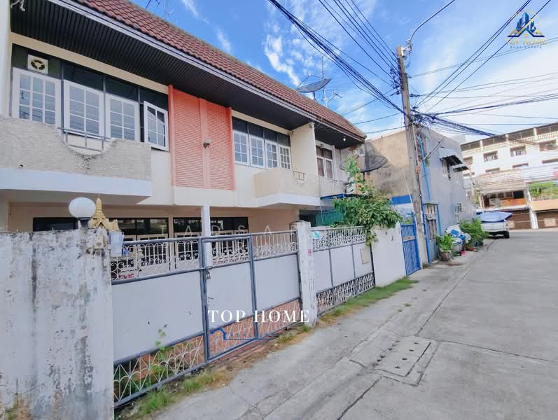 ขายด่วน❗️ทาวน์เฮ้าส์ 2 หลังเชื่อมกัน 32 ตร.ว. 4 ห้องนอนใหญ่, Bangkok, Hua Mak, Bang Kapi, Bangkok, 4 Bedrooms, 32 sqm, Townhouse For Sale, by Tadsapong Pimpachad, 500332693 - DDproperty.com