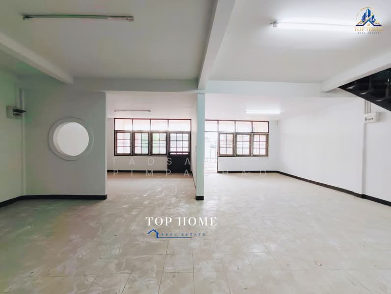 ขายด่วน❗️ทาวน์เฮ้าส์ 2 หลังเชื่อมกัน 32 ตร.ว. 4 ห้องนอนใหญ่, Bangkok, Hua Mak, Bang Kapi, Bangkok, 4 Bedrooms, 32 sqm, Townhouse For Sale, by Tadsapong Pimpachad, 500332693 - DDproperty.com
