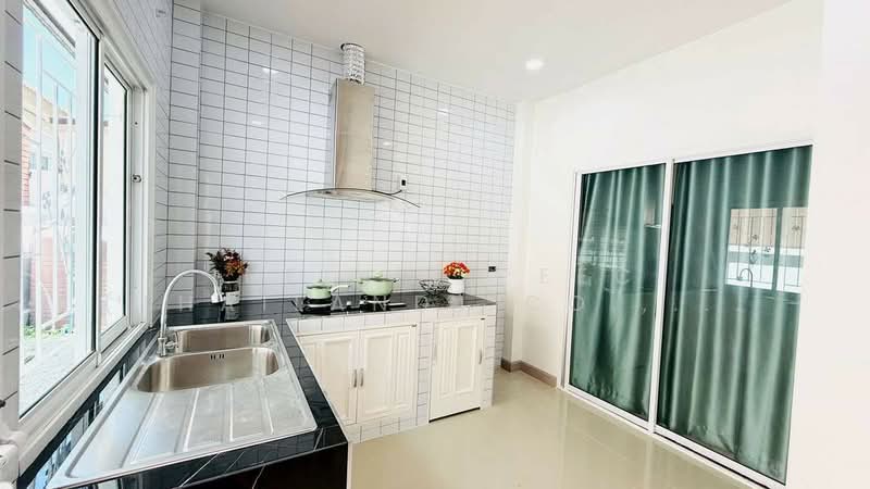 Censiri Home Sukhumvit-Yak J : เซนสิริ โฮม ศรีราชา (ชลบุรี), ชลบุรี, ทุ่งสุขลา, ศรีราชา, ชลบุรี, 250 ตร.ม., บ้านเดี่ยว ขาย, โดย Infinity EEC (Thailand) Co., Ltd., 500332717 - DDproperty.com