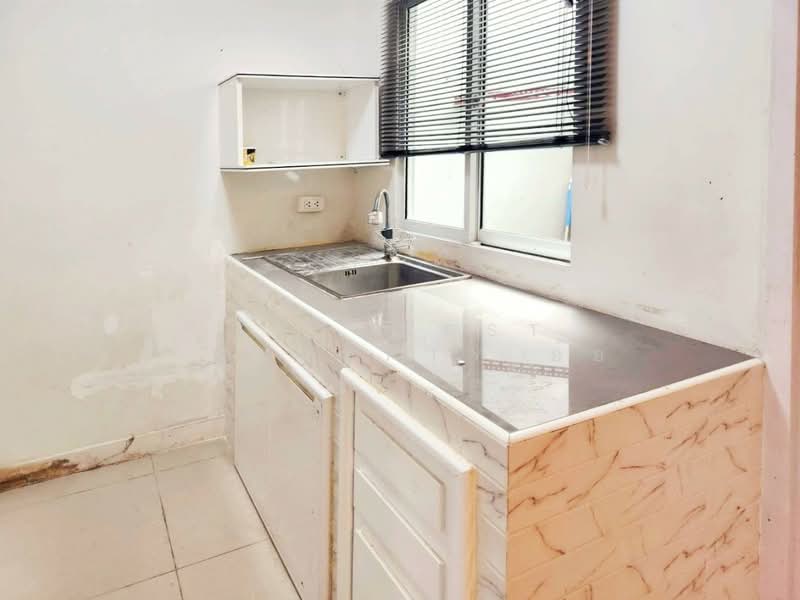 หมู่บ้านลลิลทาวน์ ไลโอ ชัยพฤกษ์-ไทรน้อย (Lalin Town Lio Chaiyapruek-SaiNoi), Nonthaburi, Bang Bua Thong, Nonthaburi, 4 Bedrooms, 125 sqm, Townhouse For Sale, by The Best Property อ้อ, 500332720 - DDproperty.com