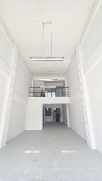 S2734 | ลดทันที 2 ล้าน! อาคารพาณิชย์ 4 ชั้นครึ่ง ติดถนนซุปเปอร์ไฮเวย์ ใกล้บิ๊กซีดอนจั, เชียงใหม่, ท่าศาลา, เมืองเชียงใหม่, เชียงใหม่, 200 ตร.ม., ตึกแถว-อาคารพาณิชย์ ขาย, โดย Aornjira Khatthima, 500332723 - DDproperty.com