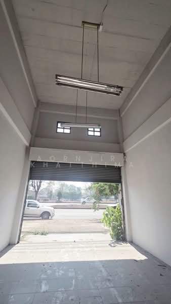 S2734 | ลดทันที 2 ล้าน! อาคารพาณิชย์ 4 ชั้นครึ่ง ติดถนนซุปเปอร์ไฮเวย์ ใกล้บิ๊กซีดอนจั, เชียงใหม่, ท่าศาลา, เมืองเชียงใหม่, เชียงใหม่, 200 ตร.ม., ตึกแถว-อาคารพาณิชย์ ขาย, โดย Aornjira Khatthima, 500332723 - DDproperty.com