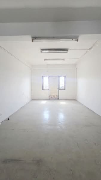 S2734 | Price reduced by 2 million! 4.5-storey commercial building on Super Highway, 2 mins to Big C, Chiang Mai, Tha Sa La, Muang Chiang Mai, Chiang Mai, , 200 sqm, Shophouse For Sale, by Aornjira Khatthima, 500332723 - DDproperty.com