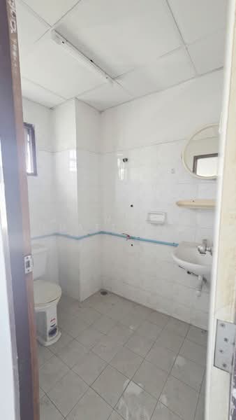 S2734 | Price reduced by 2 million! 4.5-storey commercial building on Super Highway, 2 mins to Big C, Chiang Mai, Tha Sa La, Muang Chiang Mai, Chiang Mai, , 200 sqm, Shophouse For Sale, by Aornjira Khatthima, 500332723 - DDproperty.com
