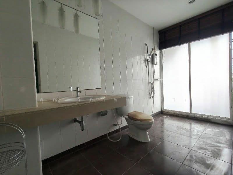 The Attic Lite Chaengwattana, Nonthaburi, Soi Si Chai Thong 29/2, Bang Talat, Pak Kret, Nonthaburi, 3 Bedrooms, 180 sqm, Townhouse For Sale, by คุณ วิภาพร (ภา), 500332735 - DDproperty.com