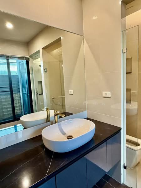 Bless Town Sukhumvit 50, Bangkok, Sukhumvit 50 Road, Phra Kanong, Khlong Toei, Bangkok, 3 Bedrooms, 240 sqm, Townhouse For Sale, by Khun Poon, 500332791 - DDproperty.com
