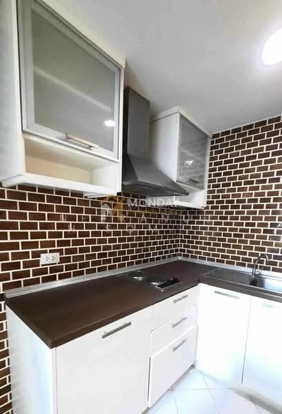 Baan Siri Sukhumvit 10 : บ้านสิริ สุขุมวิท 10, กรุงเทพ, ซอยสุขุมวิท 10, คลองเตย, กรุงเทพ, 55 ตร.ม., คอนโด ขาย, โดย Neeranuch Somprasong, 500332813 - DDproperty.com