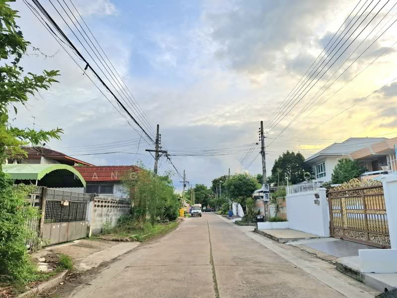 ที่ดินเมืองทองธานี ที่ดิน ขาย, นนทบุรี, บ้านใหม่, ปากเกร็ด, นนทบุรี, 300 ตร.ม., ที่ดิน ขาย, โดย Thanitcha Kangkasuwanno, 500332839 - DDproperty.com