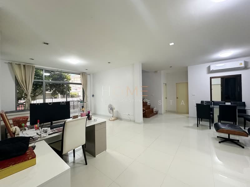 Perfect Place Ratchapruk, Nonthaburi, Ratchapruek Road, Bang Rak Noi, Muang Nonthaburi, Nonthaburi, 4 Bedrooms, 250 sqm, Single Detached House For Sale, by HOME Real Estate Service, 500332843 - DDproperty.com