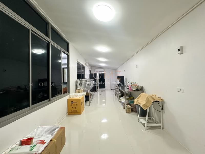 Perfect Place Ratchapruk, Nonthaburi, Ratchapruek Road, Bang Rak Noi, Muang Nonthaburi, Nonthaburi, 4 Bedrooms, 250 sqm, Single Detached House For Sale, by HOME Real Estate Service, 500332843 - DDproperty.com