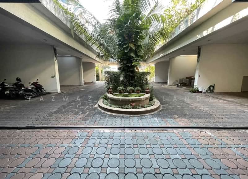 บ้านหรู 5 ห้องนอน Greenery Place 62 วังทองหลาง พร้อม Pool View, กรุงเทพ, วังทองหลาง, กรุงเทพ, 450 ตร.ม., บ้านเดี่ยว ขาย, โดย Fazwaz (Thailand) Co., Ltd., 500332882 - DDproperty.com