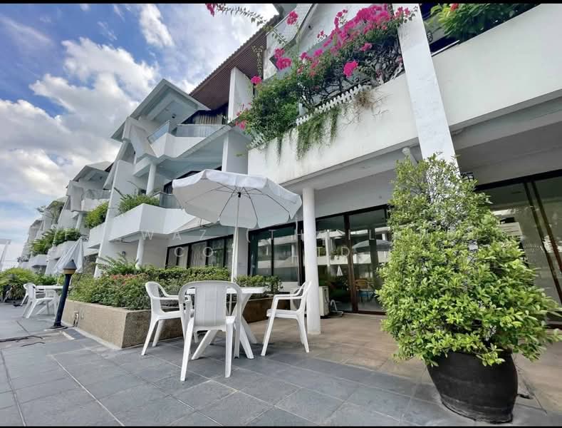 บ้านหรู 5 ห้องนอน Greenery Place 62 วังทองหลาง พร้อม Pool View, กรุงเทพ, วังทองหลาง, กรุงเทพ, 450 ตร.ม., บ้านเดี่ยว ขาย, โดย Fazwaz (Thailand) Co., Ltd., 500332882 - DDproperty.com