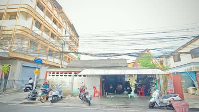 ขาย - ขายด่วน บ้านพร้อมที่ดินทำเลดี อยู่ใกล้วัดชัยมงคล เมืองสงขลา ทำเลดี พื้นที 55.3 ตารางวา ขาย 7 ล้าน, สงขลา