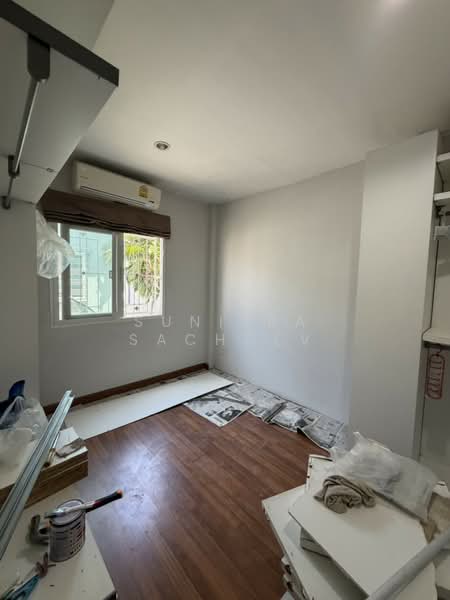 The Exclusive Pattanakarn 44, Bangkok, Soi Phatthanakan 44, Phatthanakan Road, Suan Luang, Bangkok, 3 Bedrooms, 160 sqm, Townhouse For Rent, by Sunitra Sachdev, 500332932 - DDproperty.com