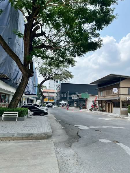 Retail in a Mall Project on Ekkamai Road For Rent Starting 24 sqm, กรุงเทพ, เอกมัย, คลองตันเหนือ, วัฒนา, กรุงเทพ, 151 ตร.ม., พื้นที่ขายของ ให้เช่า, โดย ชนิจนันท์ มีวงศ์อุโฆษ, 500332942 - DDproperty.com