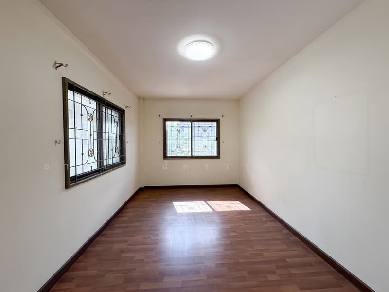 P. Phasuk Borommarachachonnani Village, Bangkok, บรมราชชนนี, Sala Thammasop, Thawi Watthana, Bangkok, 5 Bedrooms, 200 sqm, Single Detached House For Sale, by Araya Chatwarunwong, 500332966 - DDproperty.com