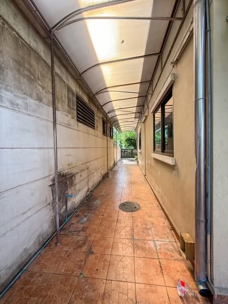 P. Phasuk Borommarachachonnani Village, Bangkok, บรมราชชนนี, Sala Thammasop, Thawi Watthana, Bangkok, 5 Bedrooms, 200 sqm, Single Detached House For Sale, by Araya Chatwarunwong, 500332966 - DDproperty.com