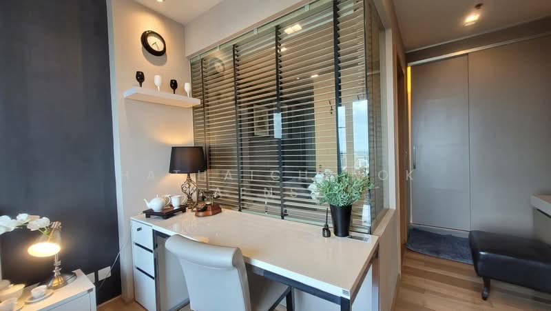Siri At Sukhumvit, Bangkok, 902 Sukhumvit Road, Phra Kanong, Khlong Toei, Bangkok, 2 Bedrooms, 70 sqm, Condo For Rent, by Hathaichanok Saenset, 500332970 - DDproperty.com