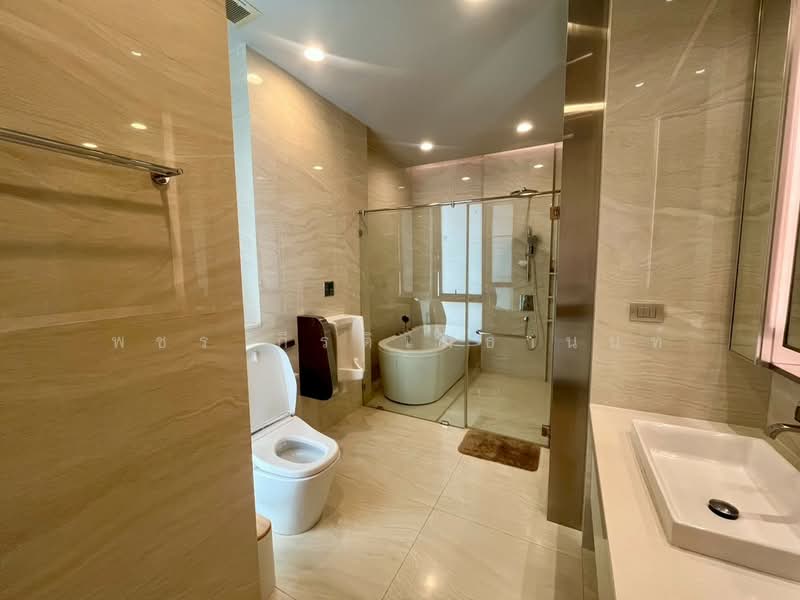 Issara Residence Rama 9, Bangkok, Rama 9 Road, Soi 13, Huai Khwang, Bangkok, 5 Bedrooms, 802 sqm, Single Detached House For Sale, by พชร กีรติเมธานนท์, 500332990 - DDproperty.com