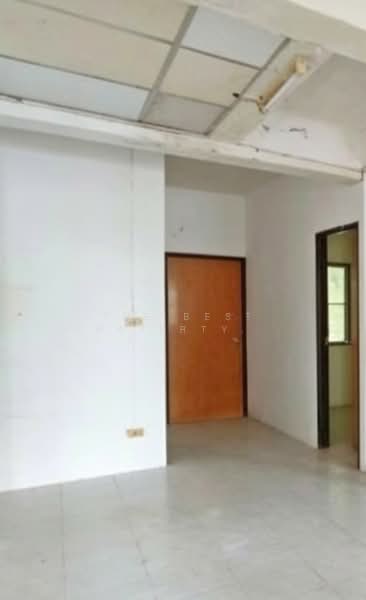 หมู่บ้านแสงตะวัน รังสิต-คลอง11, Pathum Thani, Bung Nam Rak, Thanyaburi, Pathum Thani, 4 Bedrooms, 100 sqm, Townhouse For Sale, by The Best Property เทียน, 500332997 - DDproperty.com