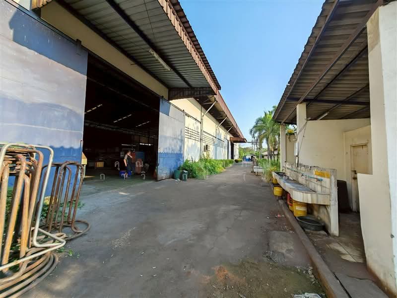 โรงงาน 1 ชั้น 800 ตร.ว. โรงงาน ซอยโรงหล่อพระลิขิต นครปฐม ถนนเพชรเกษม, Nakhon Pathom, ถนนเพชรเกษม, Khun Kaeo, Nakhon Chai Sri, Nakhon Pathom, , 1,460 sqm, Warehouse/Factory For Sale, by คุณ กันตภณ จักกาวิรักษ์ (บอย), 500332998 - DDproperty.com