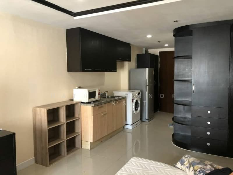 The Trendy, Bangkok, 10 Soi Sukhumvit 13, Khlongtoei Nua, Watthana, Bangkok, 1 Bedroom, 39 sqm, Condo For Rent, by Hathaichanok Saenset, 500333000 - DDproperty.com