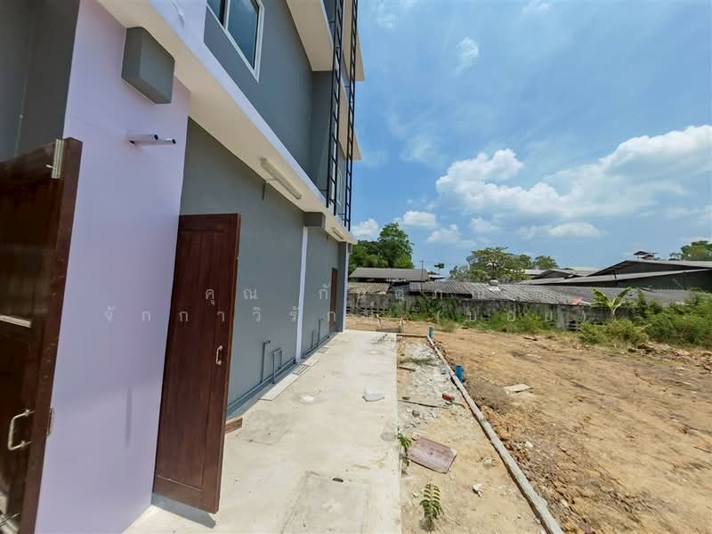 อาคารพาณิชย์ 3.5 ชั้น 21.3 ตร.ว. อาคารพาณิชย์ ใกล้โรงเรียนสอนขับรถ พี เอส เซฟ ไดรฟ์ นครปฐม, นครปฐม, ถนนมาลัยแมน, วังตะกู, เมืองนครปฐม, นครปฐม, 150 ตร.ม., ตึกแถว-อาคารพาณิชย์ ขาย, โดย คุณ กันตภณ จักกาวิรักษ์ (บอย), 500333004 - DDproperty.com