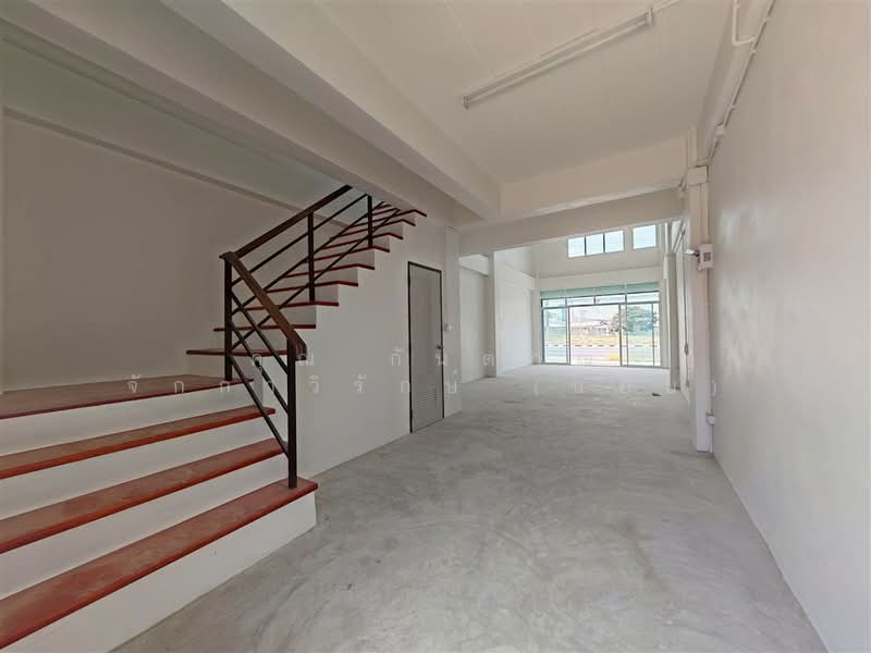 อาคารพาณิชย์ 3.5 ชั้น 21.3 ตร.ว. อาคารพาณิชย์ ใกล้โรงเรียนสอนขับรถ พี เอส เซฟ ไดรฟ์ นครปฐม, Nakhon Pathom, ถนนมาลัยแมน, Wang Taku, Muang Nakhon Pathom, Nakhon Pathom, , 150 sqm, Shophouse For Sale, by คุณ กันตภณ จักกาวิรักษ์ (บอย), 500333004 - DDproperty.com