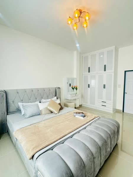 Rattanakorn Village 18, Chon Buri (Pattaya), Na Kloe, Bang Lamung (Pattaya), Chon Buri (Pattaya), 3 Bedrooms, 85 sqm, Villa For Sale, by Sujiphat Sreewongpan, 500333010 - DDproperty.com