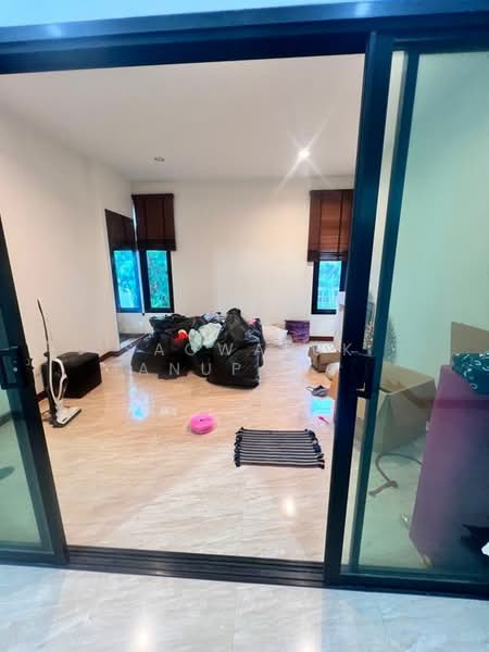 บ้านเดี่ยว 2 ชั้น โกสุมรวมใจ 35 ดอนเมือง, กรุงเทพ, ดอนเมือง, กรุงเทพ, 360 ตร.ม., บ้านเดี่ยว ขาย, โดย Saowaluk Anupong, 500333067 - DDproperty.com