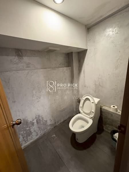 Retail Shop For Rent BTS Phrakanong Watthana For Tea, Hair Salon, Nail Salon Renovated PP-00160, Bangkok, สุขุมวิท, Khlong Tan Nua, Watthana, Bangkok, , 20 sqm, Retail Space For Rent, by Konrarat Deesawat, 500333074 - DDproperty.com