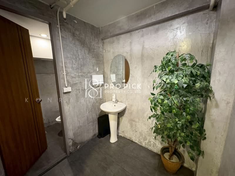 Retail Shop For Rent BTS Phrakanong Watthana For Tea, Hair Salon, Nail Salon Renovated PP-00160, Bangkok, สุขุมวิท, Khlong Tan Nua, Watthana, Bangkok, , 20 sqm, Retail Space For Rent, by Konrarat Deesawat, 500333074 - DDproperty.com